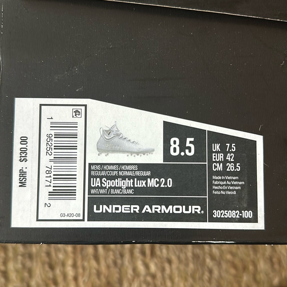 Under Armour Spotlight Lux-Never Been Worn